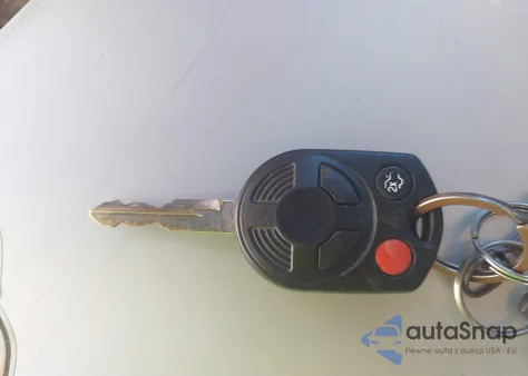 2011 Ford Escape Xlt from USA, damaged, VIN 1FMCU0D76BKC51164